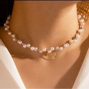 Pearl and butterfly choker necklace